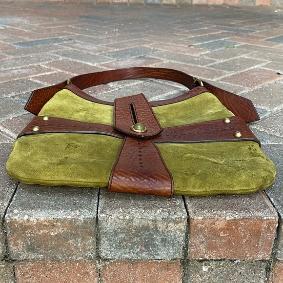 Yves Saint Laurent leather handbag - Picture 4 of 13